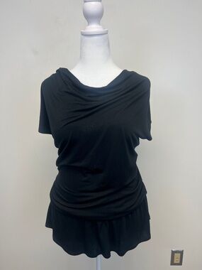 Threads Y2K Black Top with Wooden Beads and Macrame Detail on back Size Medium